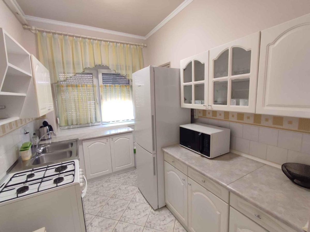 Apartment In Balatonszemes 45329 Екстериор снимка